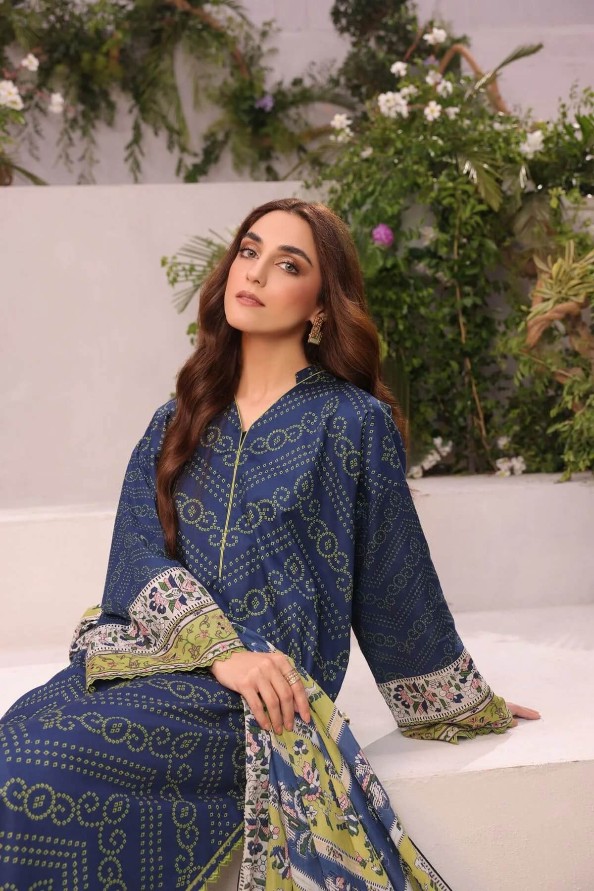 Al Karam Embroidered Winter Dhanak Collections 2022 AK-217 - Image 3