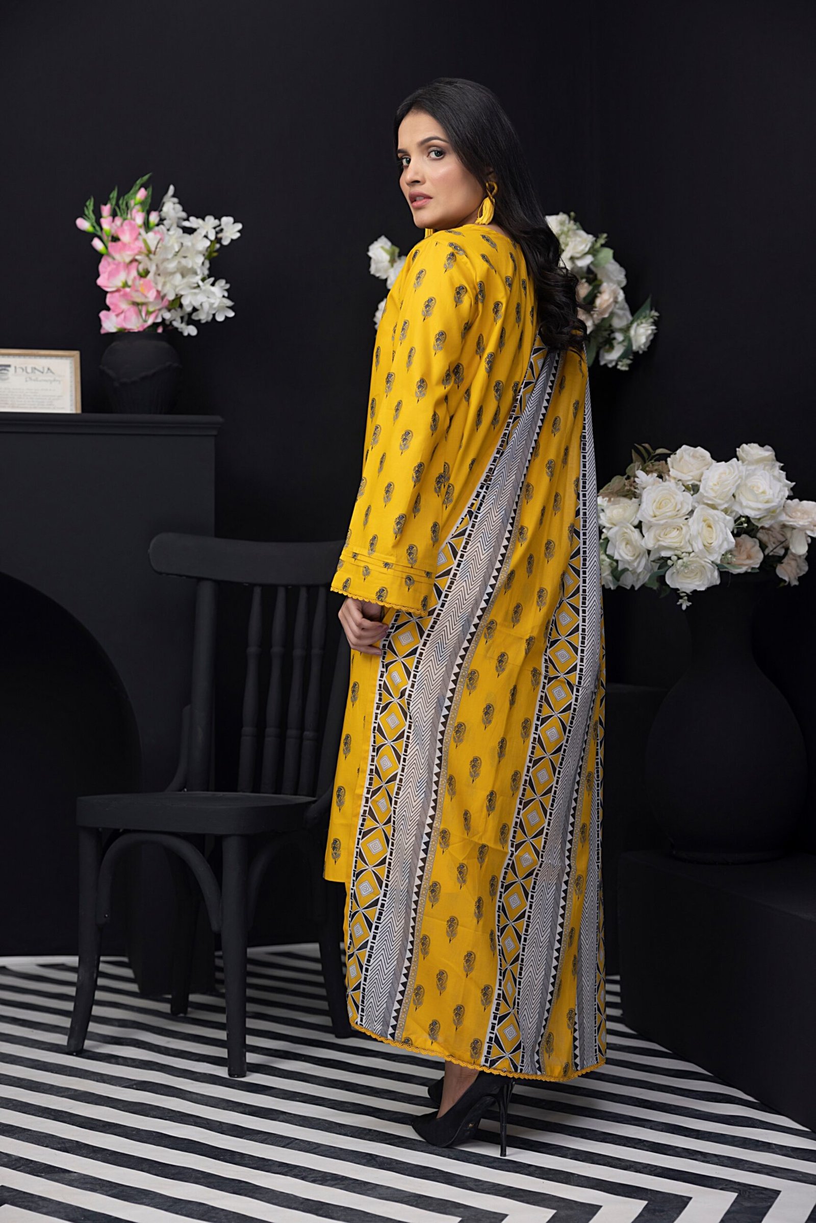 Regalia 3Pcs Digital Print Summer Lawn Collection 2024 RG-002 - Image 2